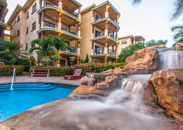 Clarion Suites Roatan At Pineapple Villas